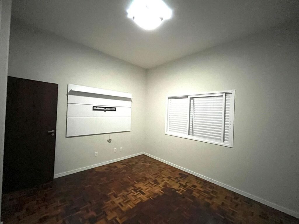 Casa para alugar no Portal da Serra, Urbanova I — 5 dormitórios