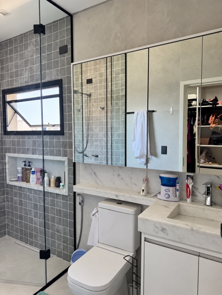 Sobrado mobiliado para alugar no Residencial Mantiqueira — 3 suítes